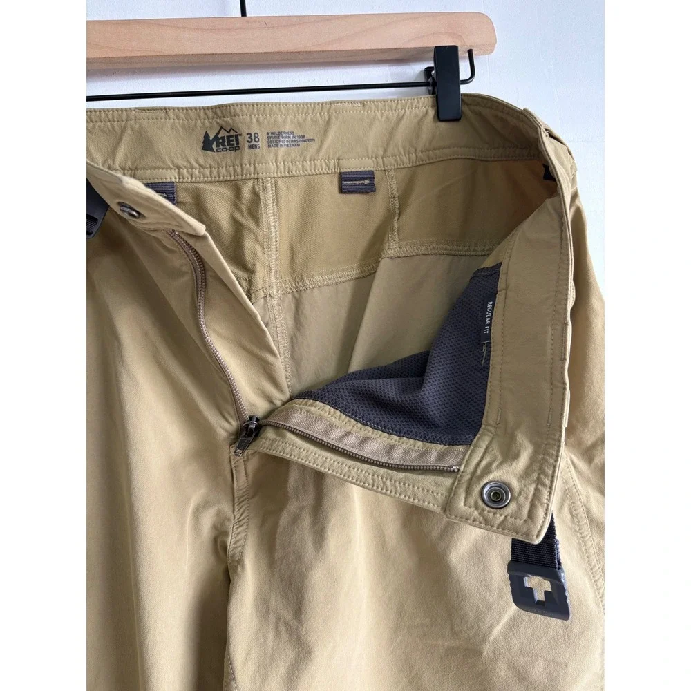 REI Co-op Savanna Trails Hiking Shorts Mens 38 Khaki Stretch utility Gorpcore